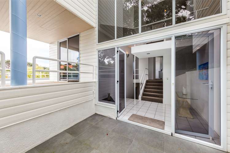 32 Whale Cove Stanmore Bay_7