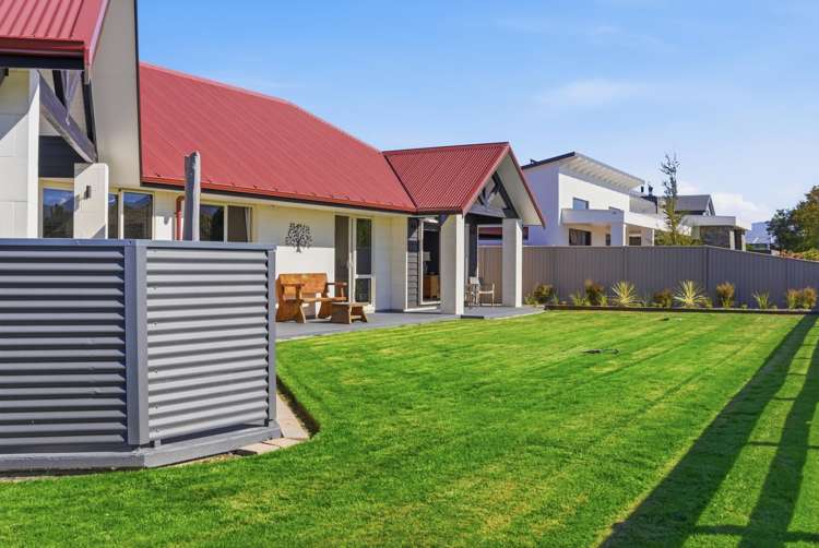 14 Lakeland Avenue Twizel_10