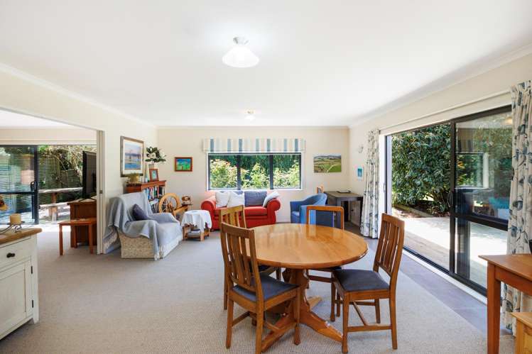 946F Finnis Road Pohangina_9