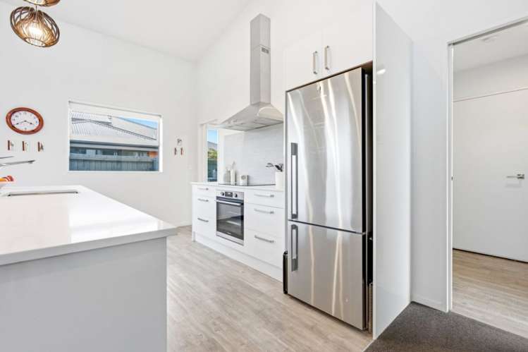 8 Deacon Street Halswell_11