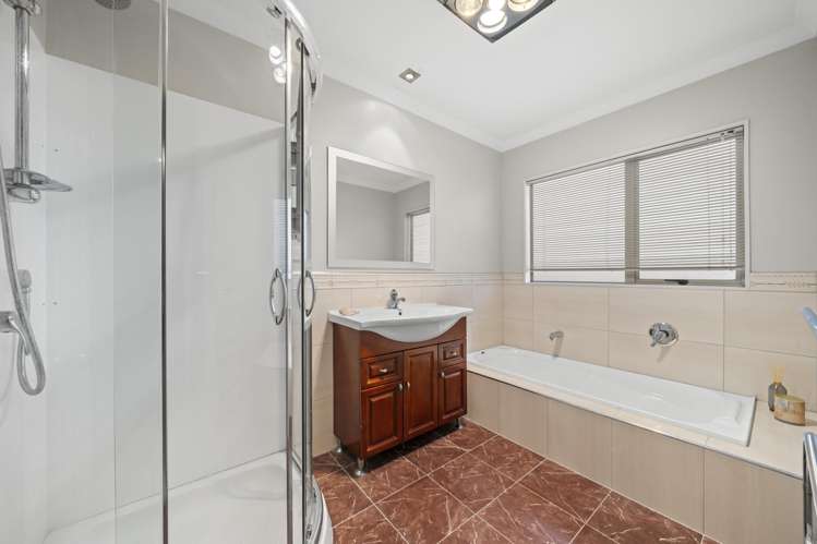 6 Alvre Place Flat Bush_12