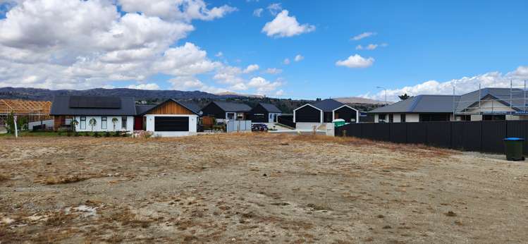 2 Sequoia Close Alexandra_3