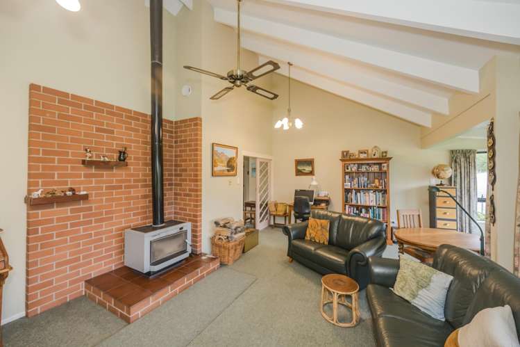 376 Awamoa Road Awamoa_7