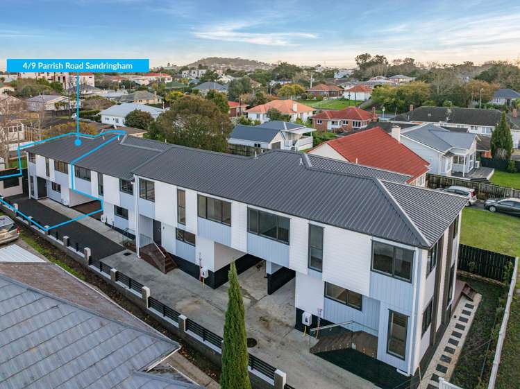 9D Parrish Road_3