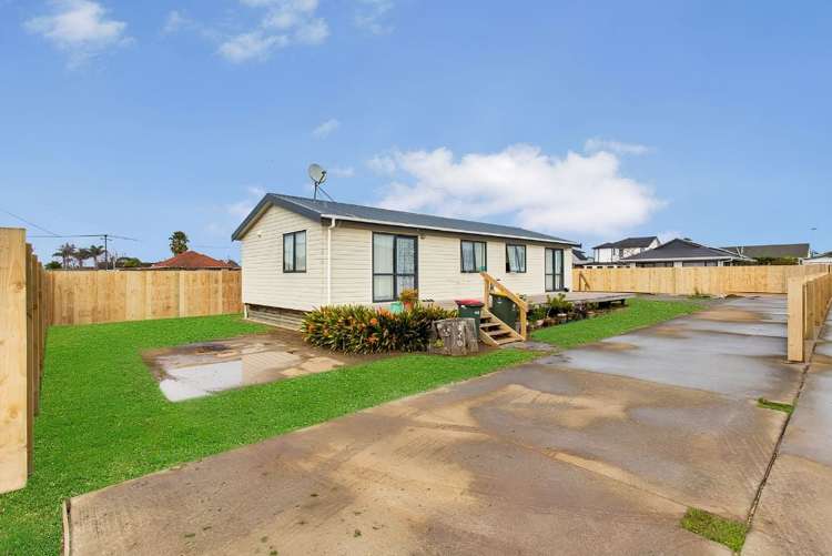 21A York Road Papatoetoe_11