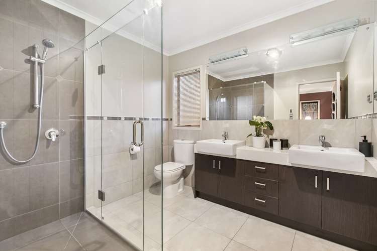 4 Mebis Way Flat Bush_11