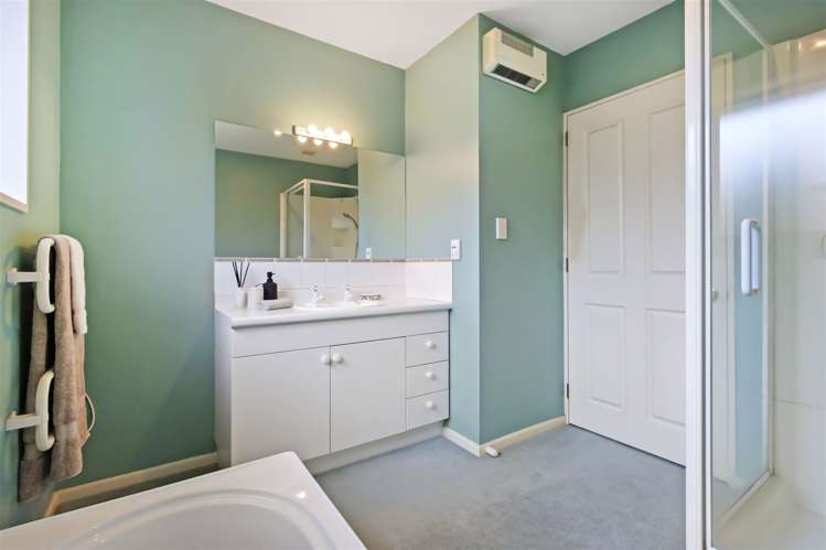 5 Octavius Lane Sockburn_11