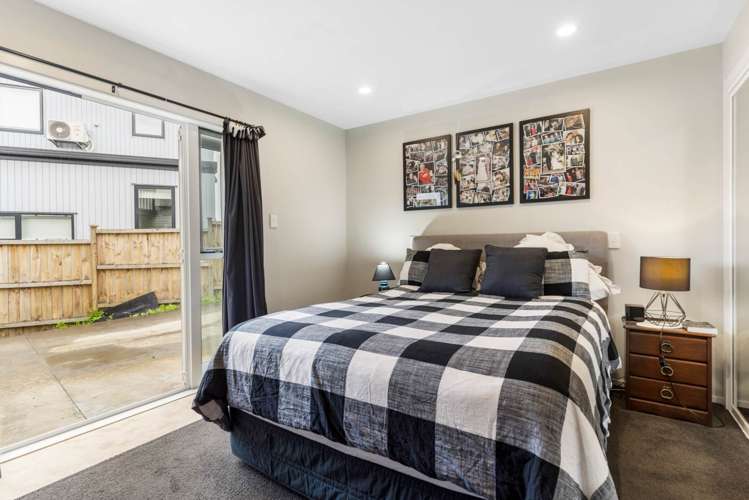 593 East Coast Road Browns Bay_18