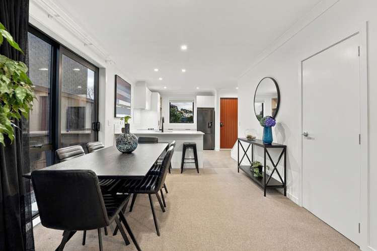 64 Kilcadden Drive Flat Bush_13