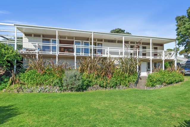 16 Kohutuhutu Road Raumati Beach_1