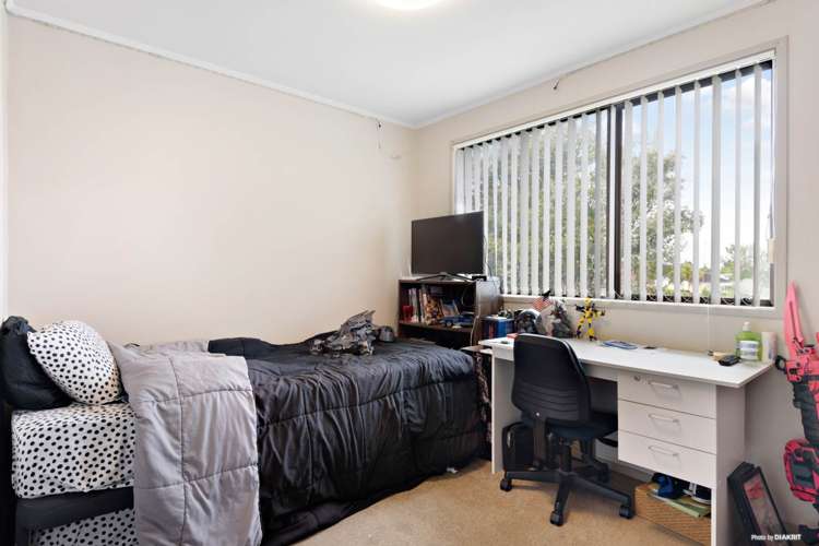 154 Solar Road Glen Eden_10