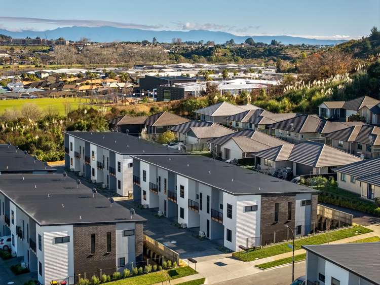 6 Harapa Way Brookfield_9
