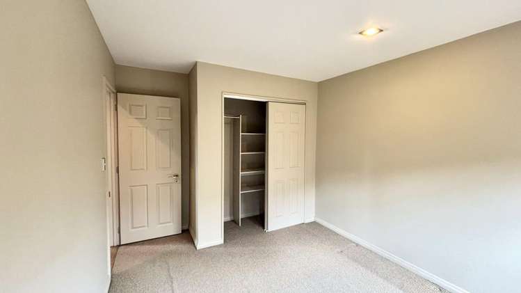 16 Waltham Street Henderson_20