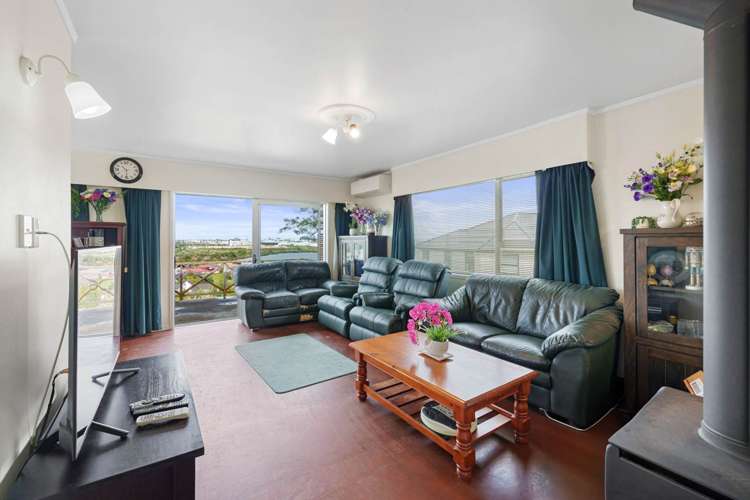 40 Ellesmere Crescent Pakuranga Heights_5
