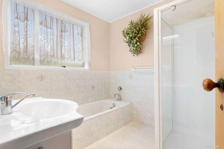 80 Chilcott Road Henderson_13