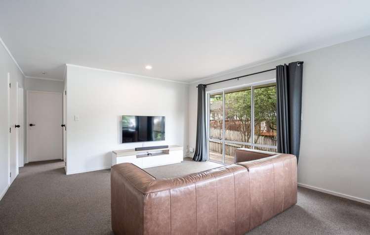 11 Clifford Avenue_2