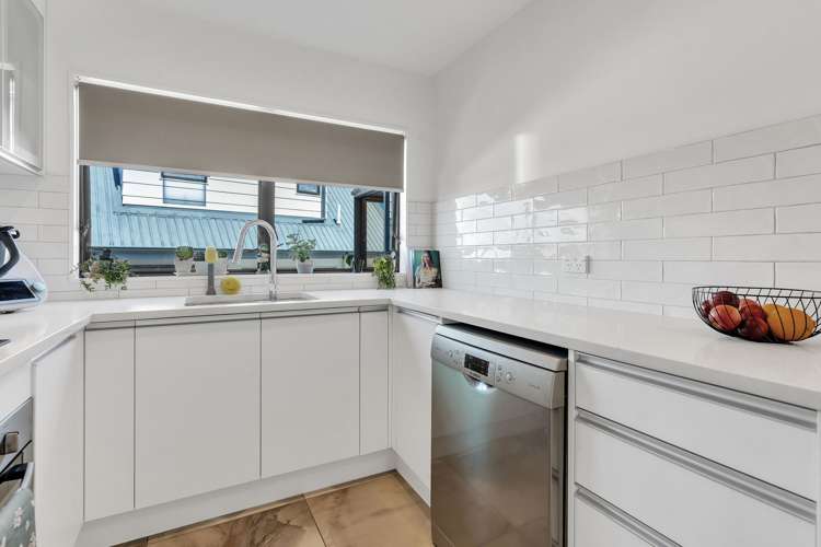 1/4 Ceramco Place Torbay_9