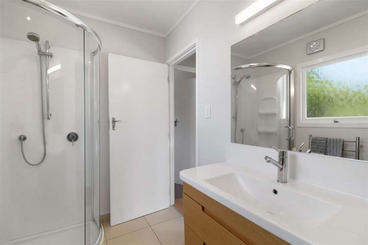 35 Vista Paku Pauanui_13