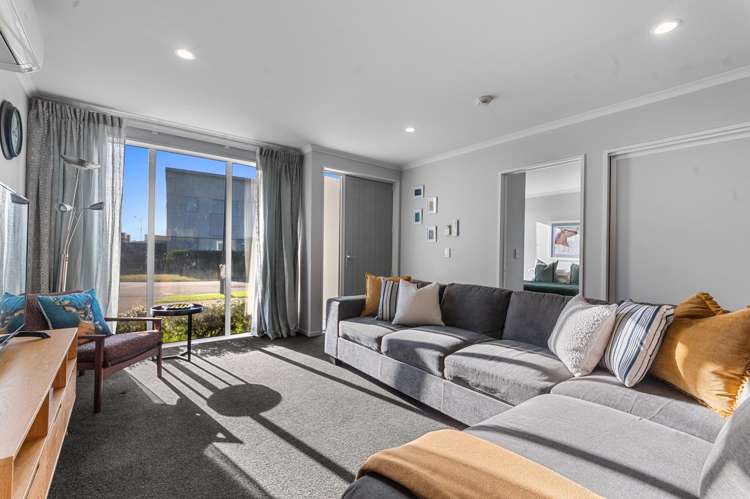 5 Tippet Crescent Wigram_7