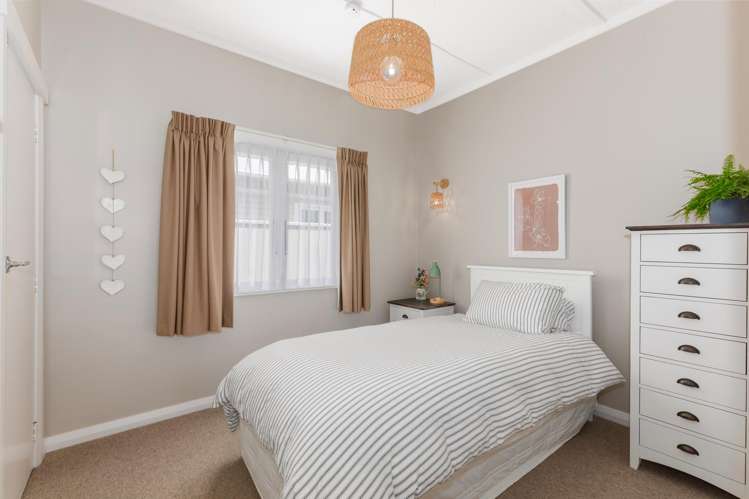 41 Royal Street Upper Hutt Central_10