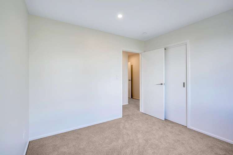 9 Warren Lane 10767_12