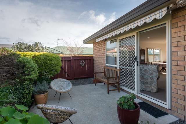 8 Villa Grove Paraparaumu_4