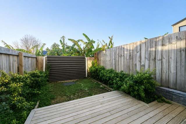 8/237 Swanson Road Henderson_2