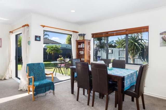 72 Corinth Grove Papamoa_2