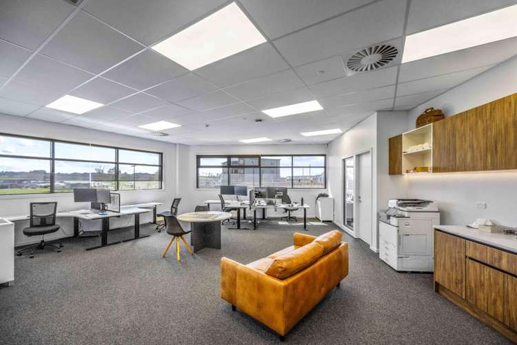 2-12 Henry Tayler Rise Wainui_24