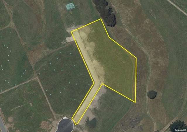 84A View Road Halcombe_1