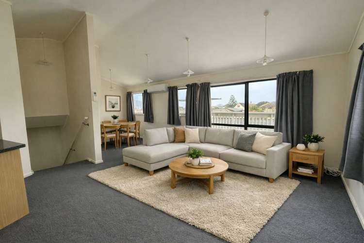 28 Morere Street Tītahi Bay_3