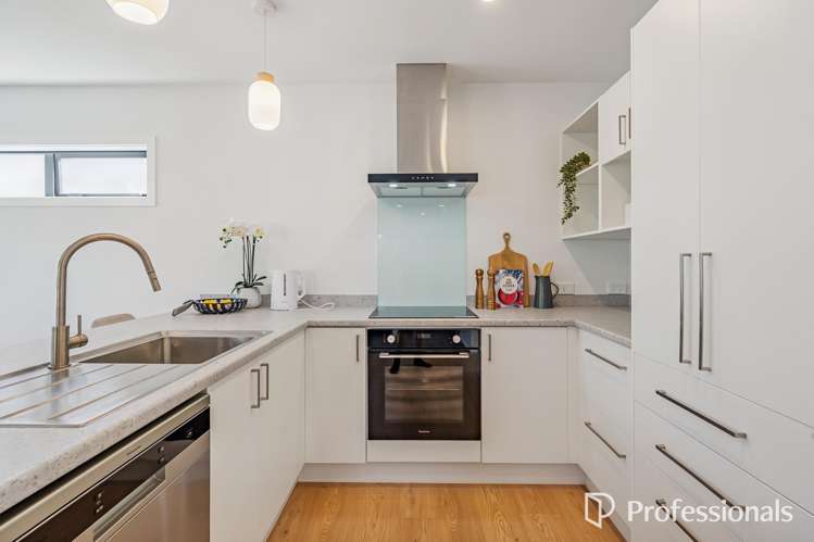 24B Wainuiomata Road Wainuiomata_11