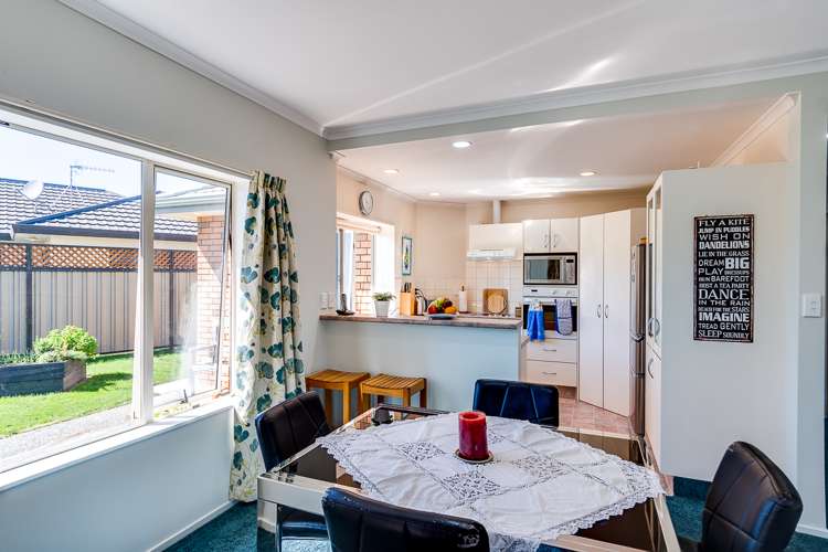 7 Forbury Way Taradale_5