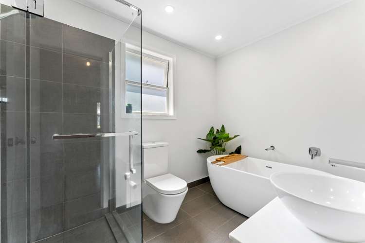 66 Roseberry Avenue Birkenhead_9