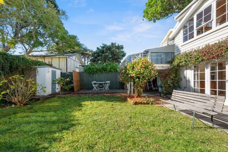 29 Queens Parade Devonport_20