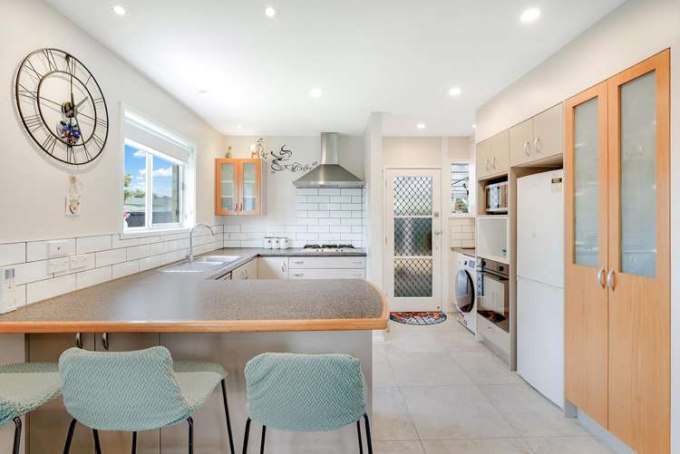 72 Livingstone Avenue Nawton_2