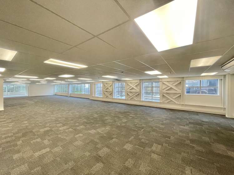 34 Barrys Point Road Takapuna_2