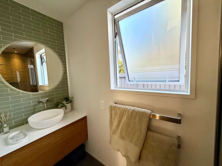  2/138 Woodham Rd Linwood_17