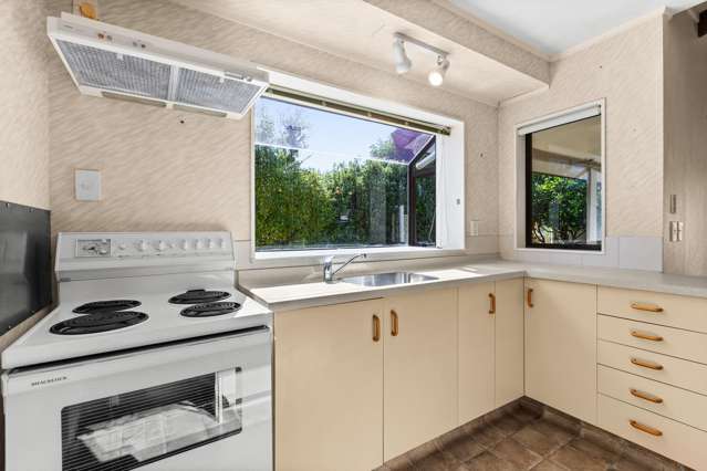 101 Mayfair Avenue Mayfair_4