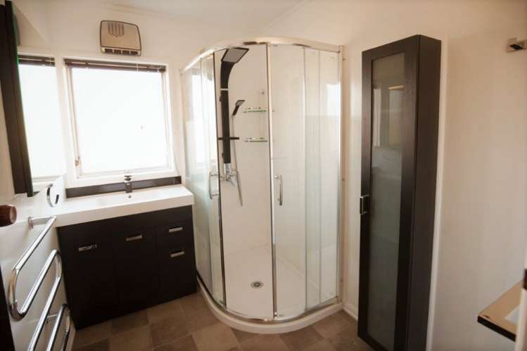 2/51 Parker Avenue New Lynn_10