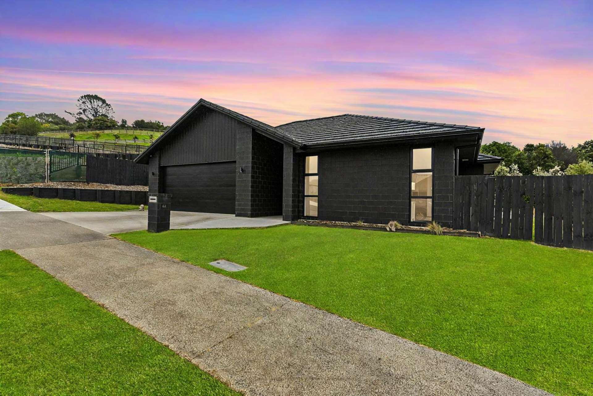 44 Urumaraki Avenue Helensville_0