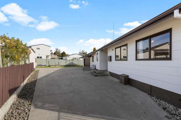 18 Knightsbridge Place Dinsdale_1