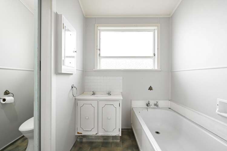 81 Snell Drive Chartwell_10