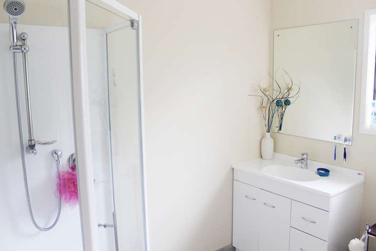 30 Kirikiri Lane East Tamaki_5