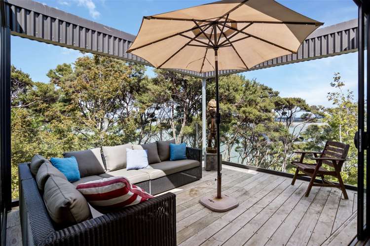 161 Attwood Road Paremoremo_5