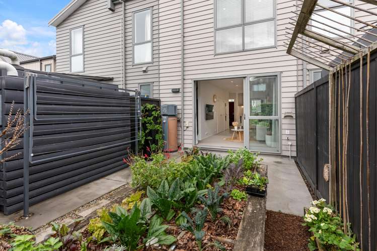 12 Ringa Matau Road Hobsonville_11