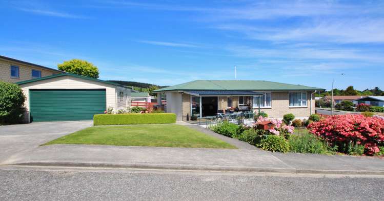 19 Walker Street Gore Surrounds_20