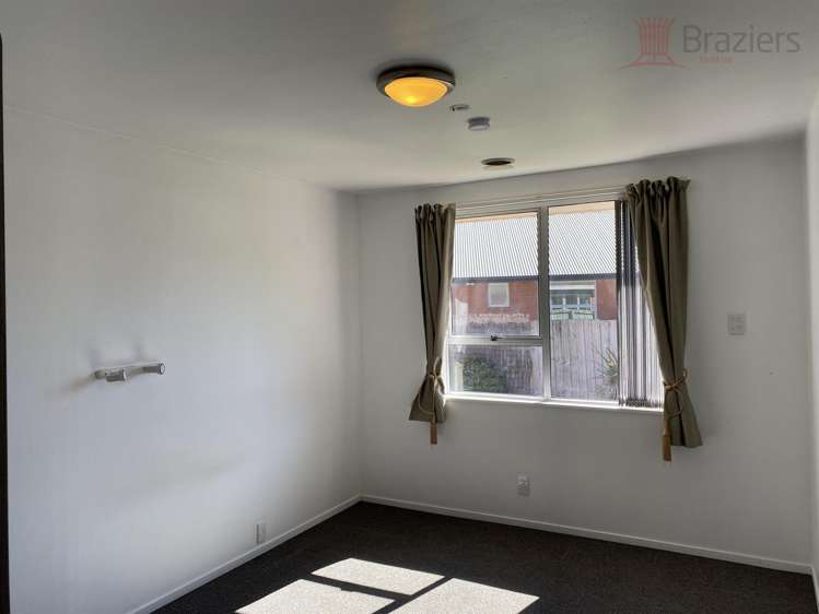 2/7 Pawaho Place Heathcote Valley_4