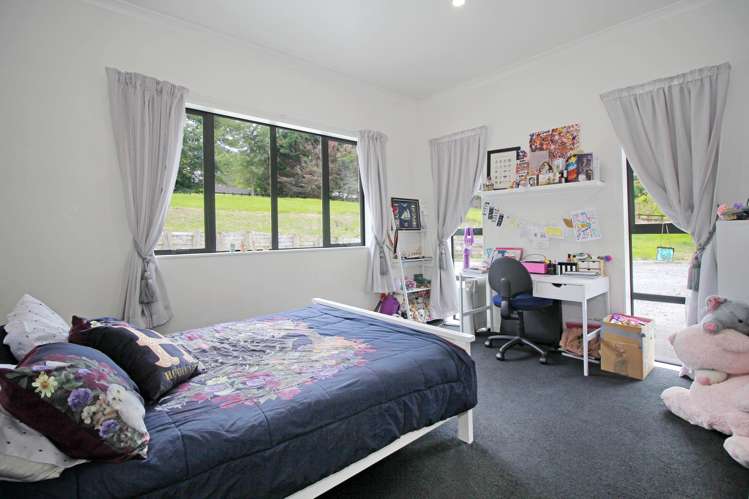 12 Judge Richardson Drive Opaheke_8