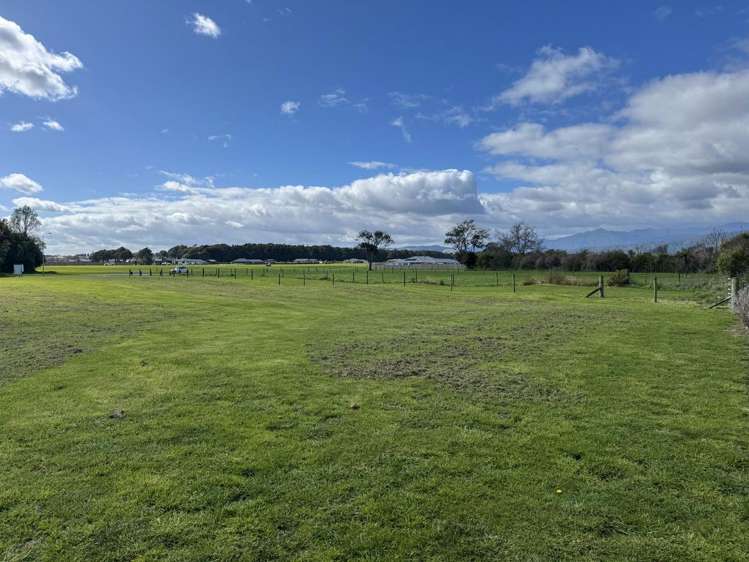 29 Riverside Drive Ohau_9